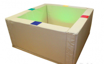 Интерактивный сухой бассейн с кнопками-переключателями 150х150х66см. - «globural.ru» - Чайковский