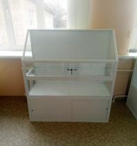 Витрина музейная наклонная с полкой - «globural.ru» - Чайковский