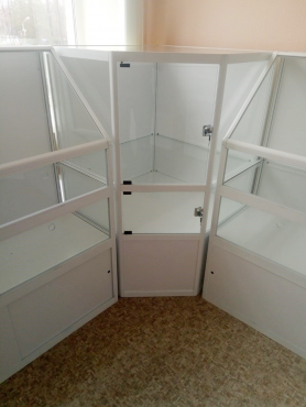 Шкаф-витрина угловая (малая) - «globural.ru» - Чайковский